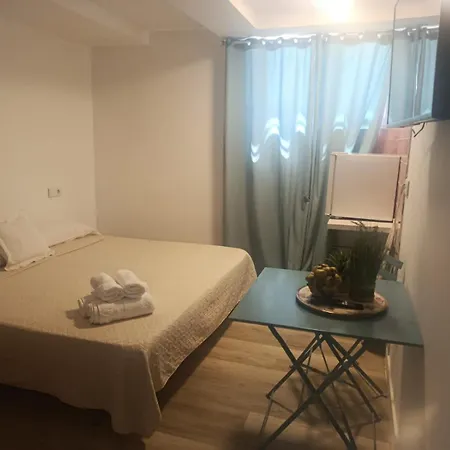 HOTEL apartamentos SEVEN ROOMS-2